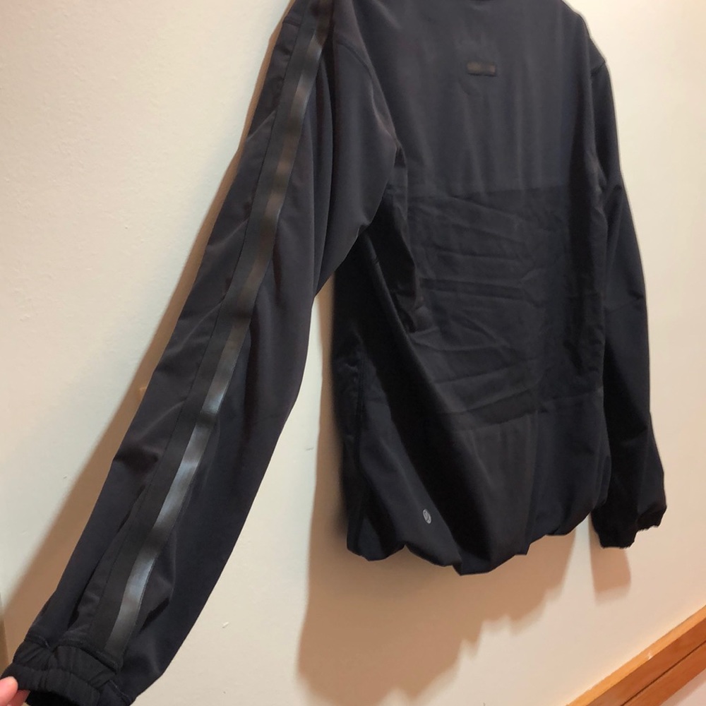 Lululemon black jacket - Picture 4 of 6